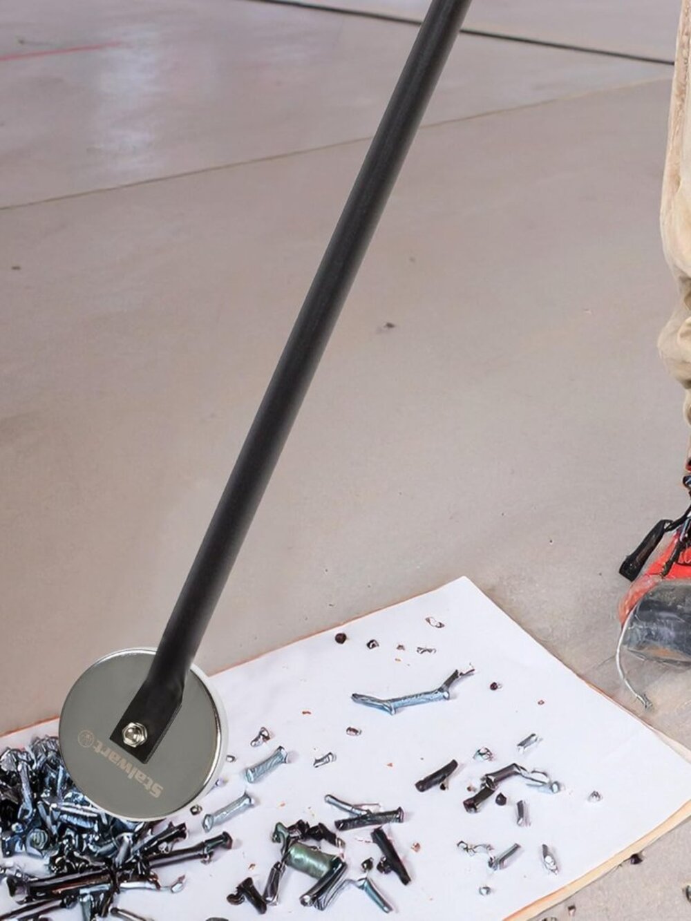 Telescoping Magnetic Pickup Tool - 40-Inch Magnet Stick with 50lb Capacity to Sa - Picture 5 of 7